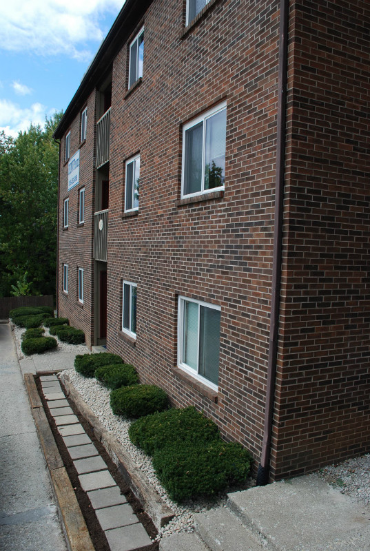 145 Transcript Avenue photo 2