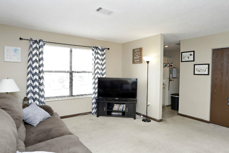 171 Gazette Avenue photo 4