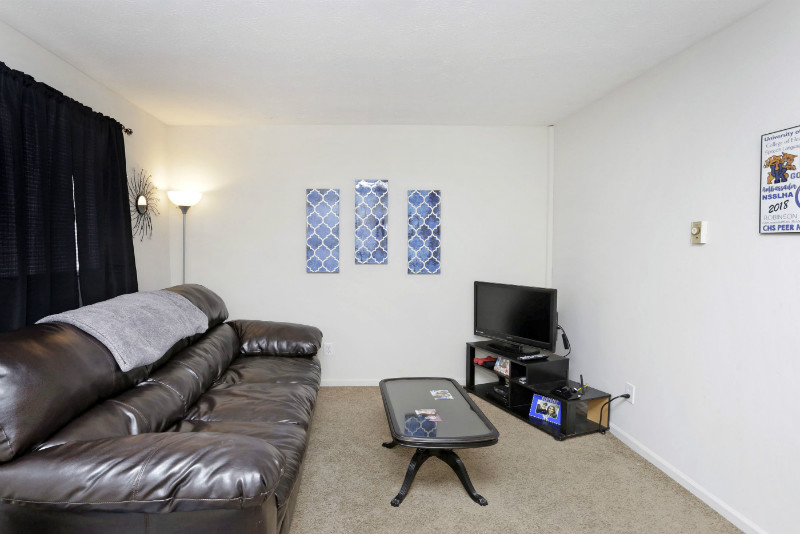 178 Leader Avenue photo 4