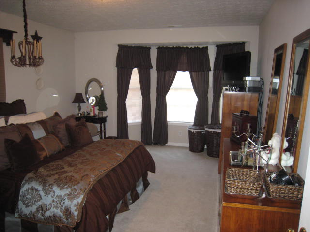 3105 Roundway Down Lane photo 5