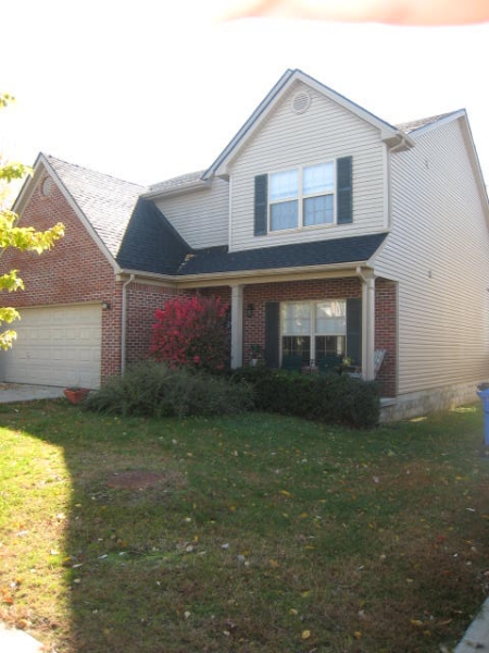 524 Newbury Way photo 2