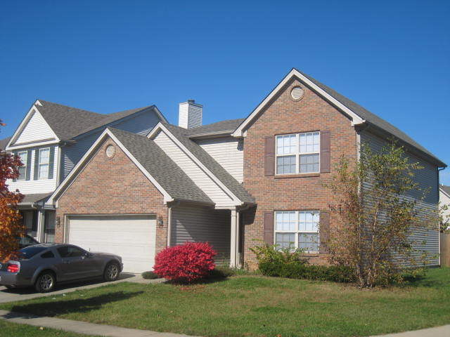 525 Wellington Gardens Drive photo 2