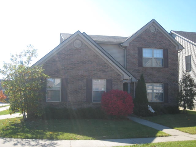528 Hadlow Street photo 2